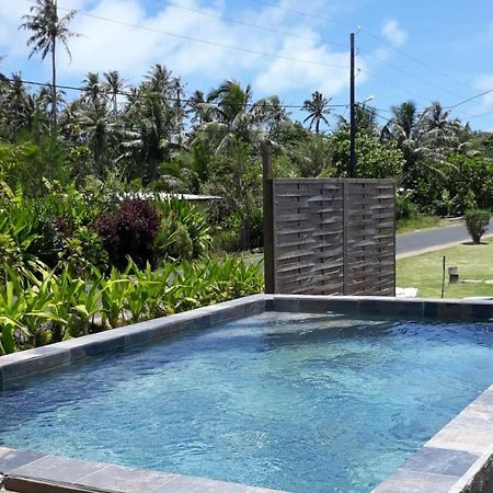 Mara'ai le spot Chambre Taahueia Deluxe avec piscine Mataura Exterior foto